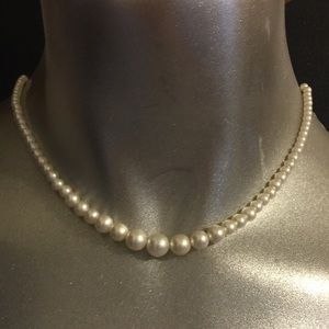 Graduated Faux Pearl Necklace